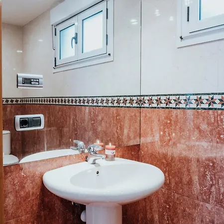 Apartamento El Sexto De La Playa + Parking Gratis *